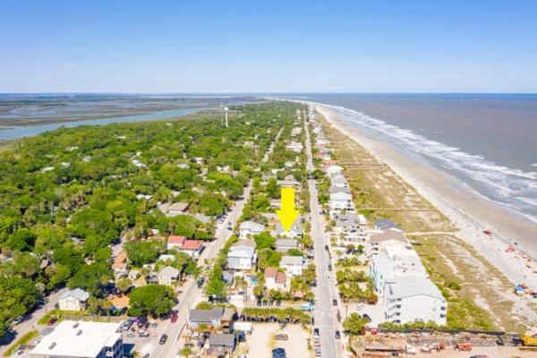 Salty Shack Unit C - Salty Shack - Dog Friendly Home - Across From The Beach - Central Location! Folly Beach Exterior photo